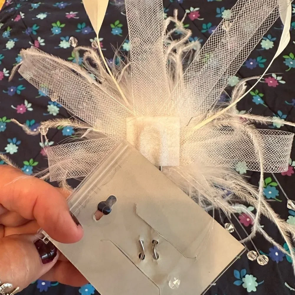 Hair Accessory Pin Fancy Maribou Feathers Jewel White